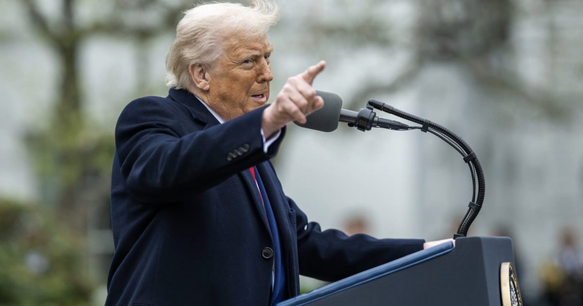 Trump Pushes to Rename New Mexico ‘New America,' but He Can't Do It by Executive Order