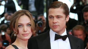 Image of Angelina Jolie and Brad Pitt at a public event.